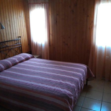 Wooden Nest Apartamento Akhladherí Exterior foto
